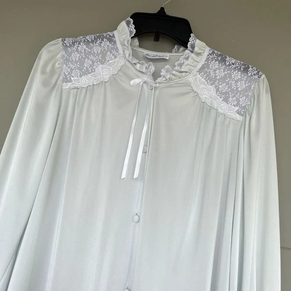 VTG Miss Elaine Pale Blue Lace Robe Sz M Burlesque USA Made
